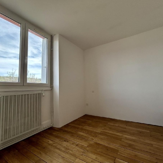  AGENCE IMMOBILIERE LANGONAISE : Appartement | LANGOGNE (48300) | 73 m2 | 98 000 € 