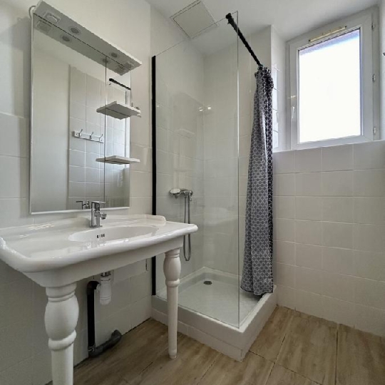  AGENCE IMMOBILIERE LANGONAISE : Appartement | LANGOGNE (48300) | 73 m2 | 85 000 € 