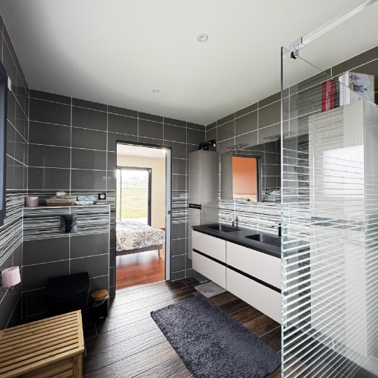  AGENCE IMMOBILIERE LANGONAISE : Maison / Villa | BELLEVUE-LA-MONTAGNE (43350) | 250 m2 | 455 400 € 