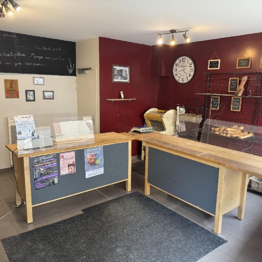  AGENCE IMMOBILIERE LANGONAISE : Local / Bureau | LE MONASTIER-SUR-GAZEILLE (43150) | 100 m2 | 66 000 € 