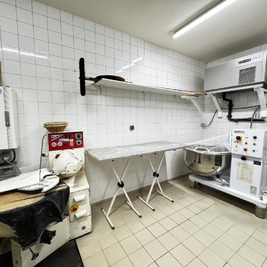  AGENCE IMMOBILIERE LANGONAISE : Local / Bureau | LE MONASTIER-SUR-GAZEILLE (43150) | 100 m2 | 66 000 € 