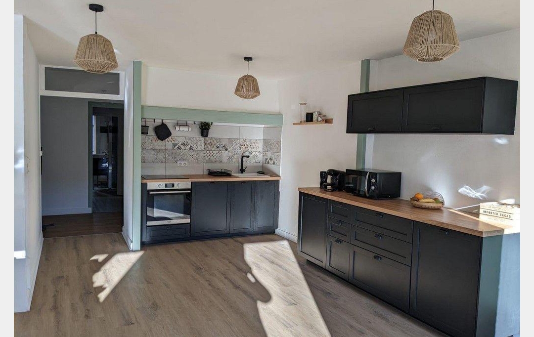 AGENCE IMMOBILIERE LANGONAISE : Maison / Villa | PRADELLES (43420) | 280 m2 | 1 200 € 