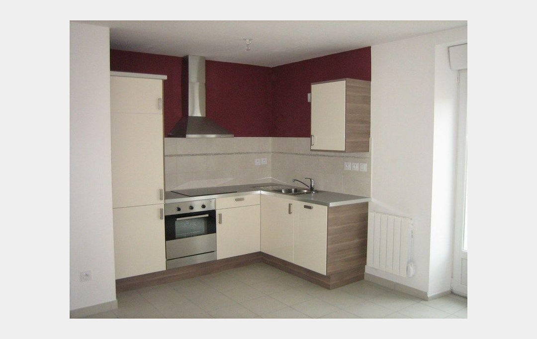 AGENCE IMMOBILIERE LANGONAISE : Apartment | LANGOGNE (48300) | 46 m2 | 520 € 