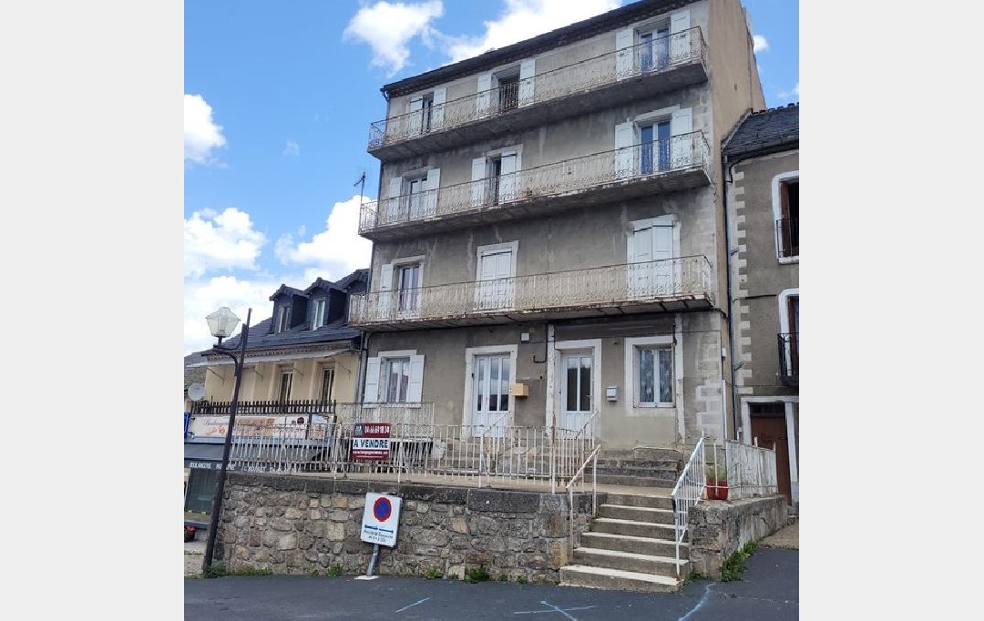 AGENCE IMMOBILIERE LANGONAISE : Immeuble | GRANDRIEU (48600) | 350 m2 | 149 000 € 