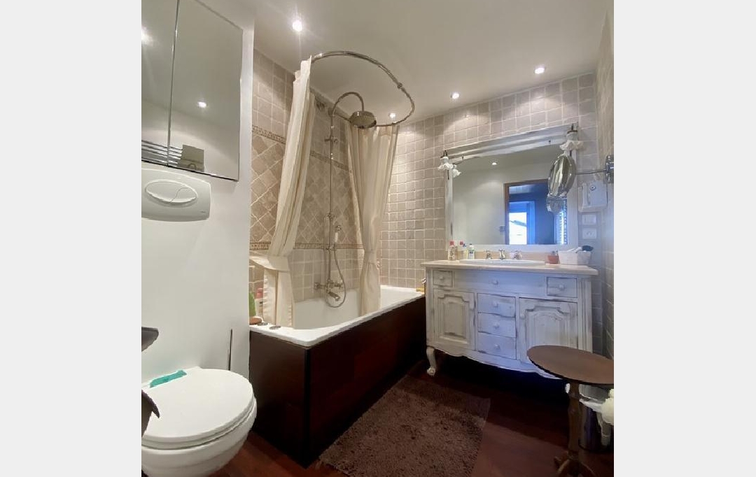 AGENCE IMMOBILIERE LANGONAISE : Maison / Villa | SAINT-HAON (43340) | 247 m2 | 190 000 € 
