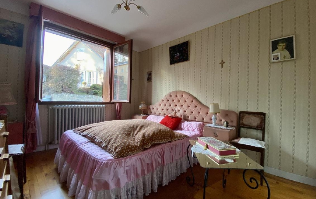 AGENCE IMMOBILIERE LANGONAISE : Immeuble | LANGOGNE (48300) | 183 m2 | 149 000 € 