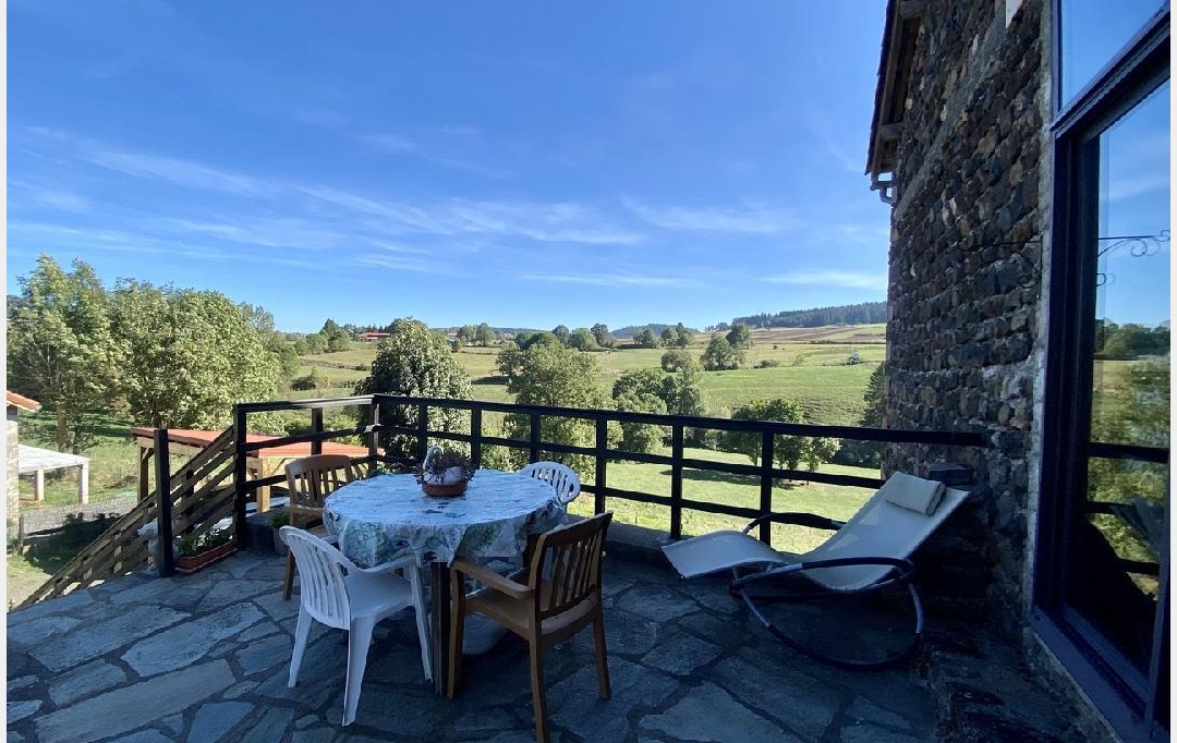 AGENCE IMMOBILIERE LANGONAISE : Maison / Villa | LANDOS (43340) | 218 m2 | 249 000 € 