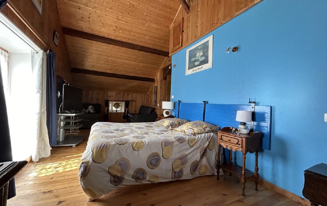 AGENCE IMMOBILIERE LANGONAISE : Maison / Villa | LANDOS (43340) | 218 m2 | 249 000 € 