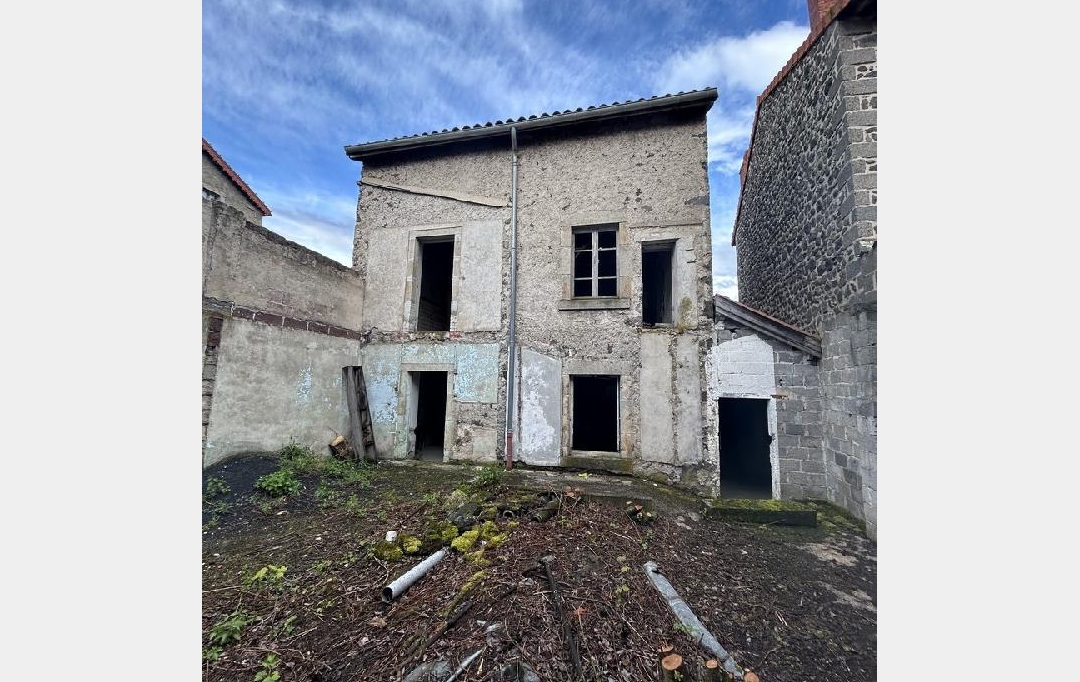 AGENCE IMMOBILIERE LANGONAISE : House | COSTAROS (43490) | 50 m2 | 25 000 € 