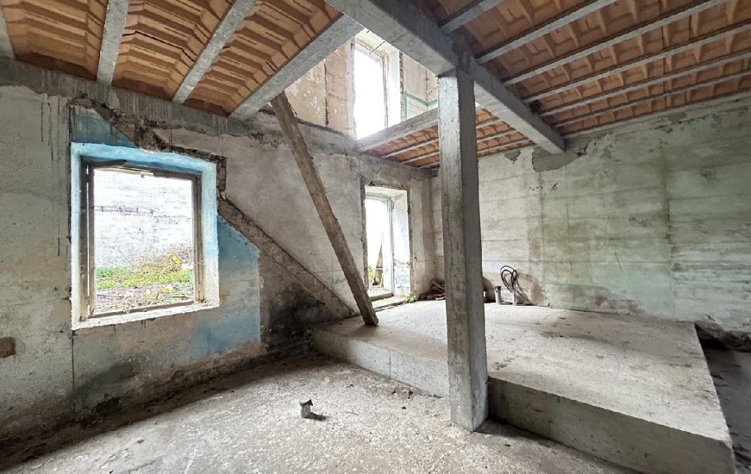 AGENCE IMMOBILIERE LANGONAISE : House | COSTAROS (43490) | 50 m2 | 25 000 € 