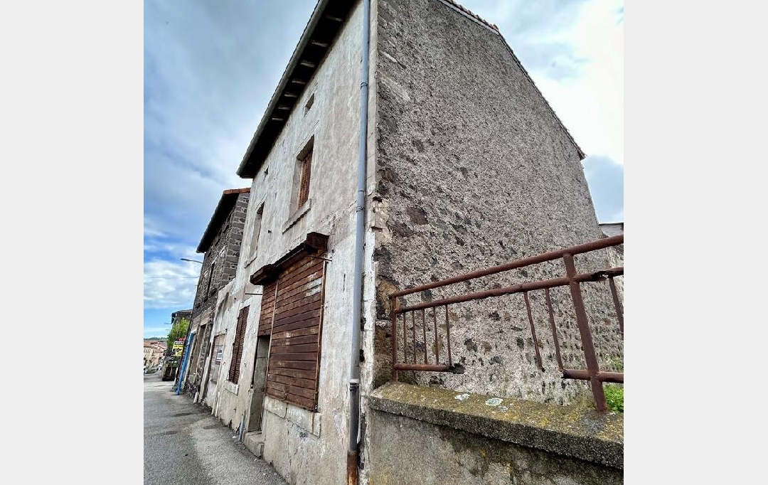 AGENCE IMMOBILIERE LANGONAISE : House | COSTAROS (43490) | 50 m2 | 25 000 € 