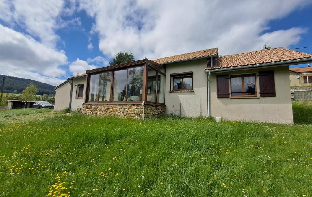 AGENCE IMMOBILIERE LANGONAISE : Maison / Villa | LA BASTIDE-PUYLAURENT (48250) | 75 m2 | 145 000 € 