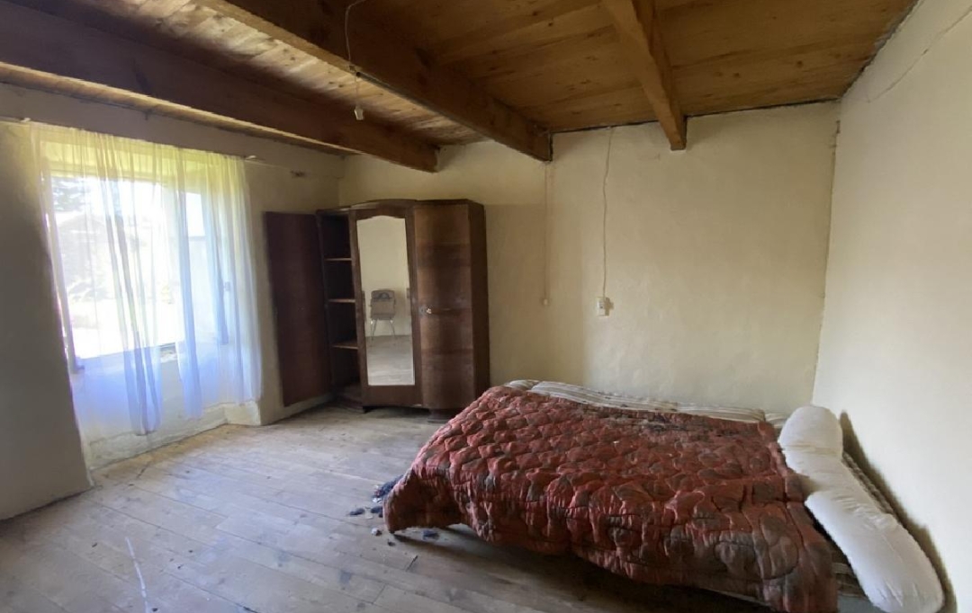 AGENCE IMMOBILIERE LANGONAISE : House | LANDOS (43340) | 60 m2 | 55 000 € 