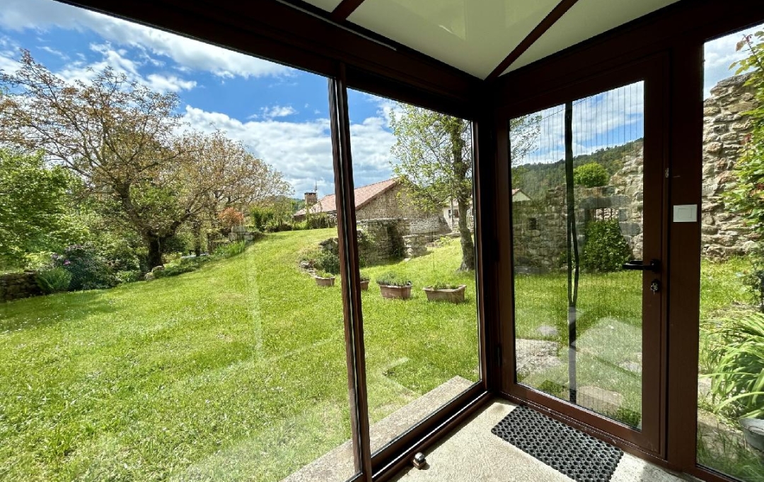AGENCE IMMOBILIERE LANGONAISE : Maison / Villa | SAINT-HAON (43340) | 120 m2 | 160 000 € 