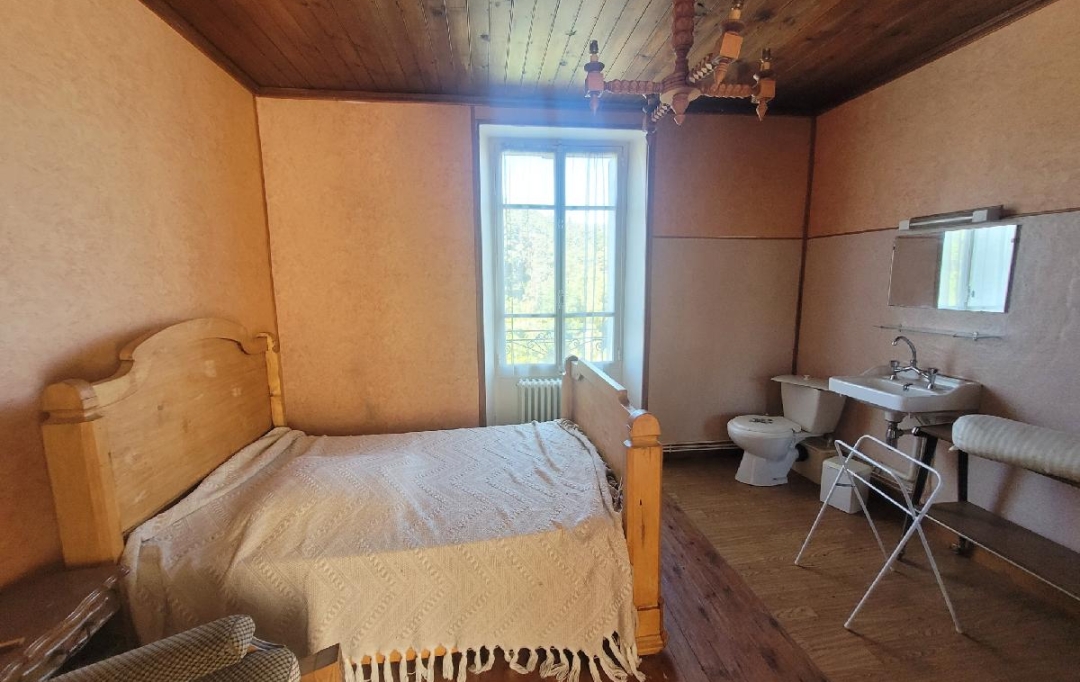 AGENCE IMMOBILIERE LANGONAISE : Maison / Villa | AUROUX (48600) | 300 m2 | 119 000 € 