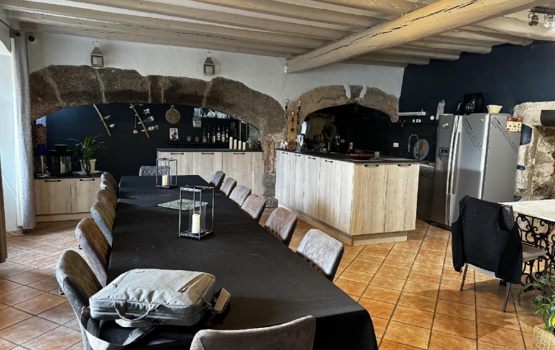 AGENCE IMMOBILIERE LANGONAISE : House | CHATEAUNEUF-DE-RANDON (48170) | 404 m2 | 570 000 € 