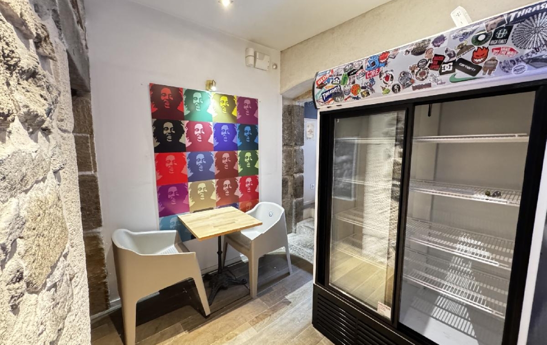AGENCE IMMOBILIERE LANGONAISE : Local / Bureau | LE PUY-EN-VELAY (43000) | 199 m2 | 32 000 € 