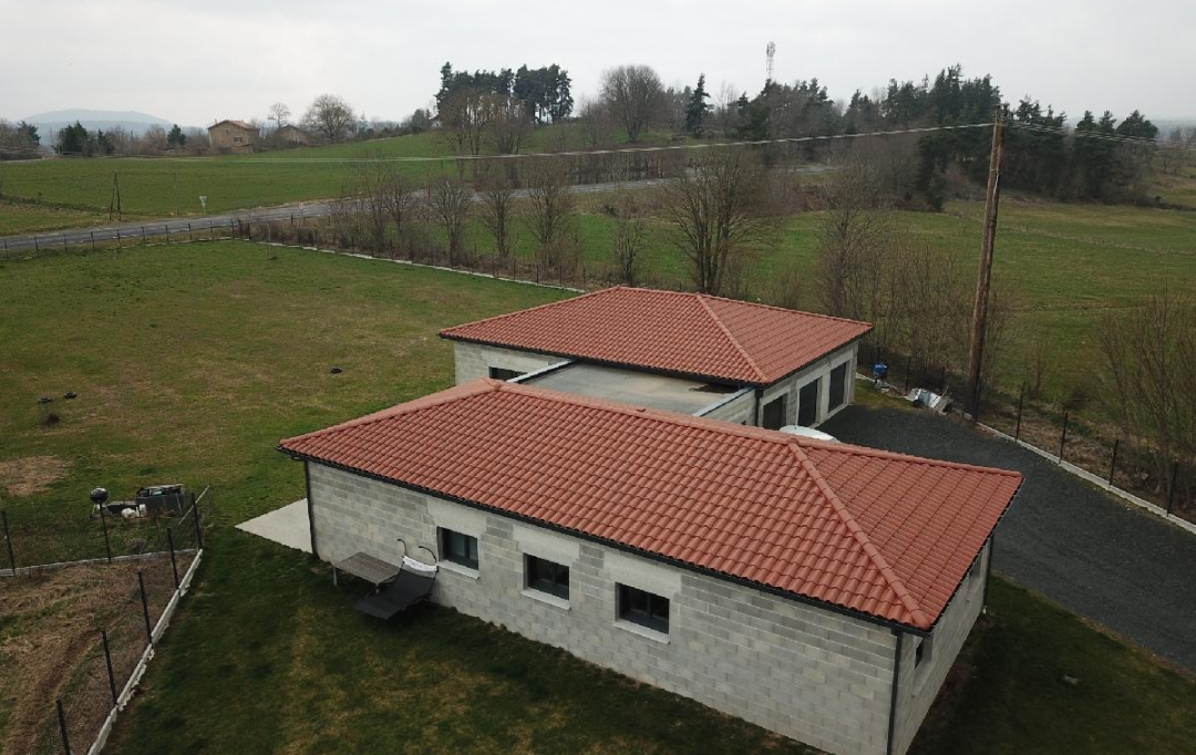 AGENCE IMMOBILIERE LANGONAISE : Maison / Villa | BELLEVUE-LA-MONTAGNE (43350) | 250 m2 | 455 400 € 