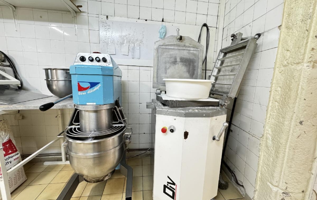 AGENCE IMMOBILIERE LANGONAISE : Local / Bureau | LE MONASTIER-SUR-GAZEILLE (43150) | 100 m2 | 66 000 € 