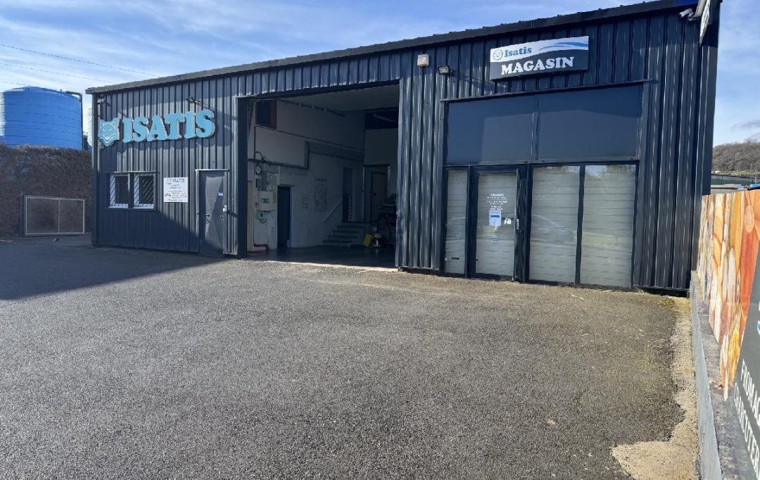 AGENCE IMMOBILIERE LANGONAISE : Local / Bureau | SAINT-GERMAIN-LAPRADE (43700) | 570 m2 | 718 000 € 
