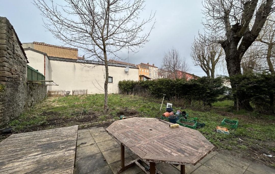 AGENCE IMMOBILIERE LANGONAISE : Maison / Villa | LANGOGNE (48300) | 115 m2 | 130 000 € 