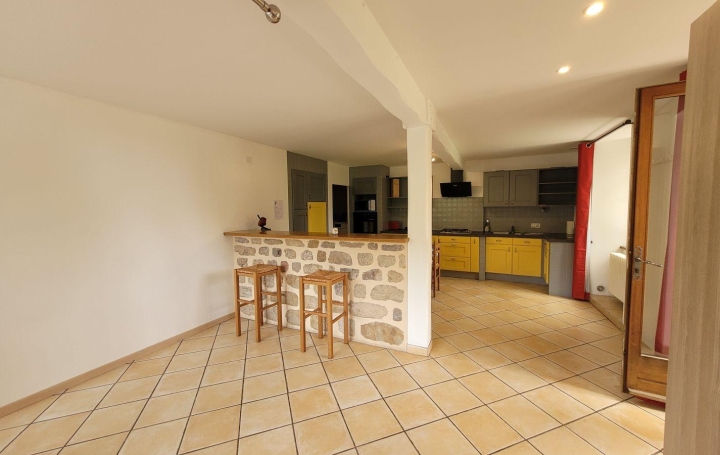 AGENCE IMMOBILIERE LANGONAISE : Apartment | PRADELLES (43420) | 61 m2 | 360 € 