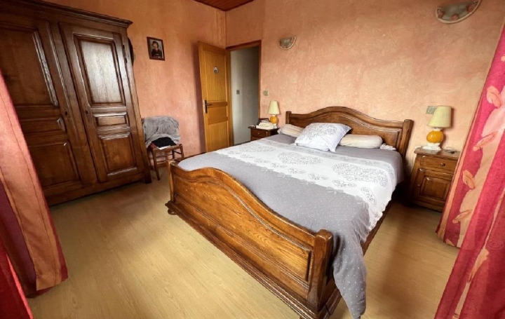 AGENCE IMMOBILIERE LANGONAISE : Maison / Villa | CHATEAUNEUF-DE-RANDON (48170) | 157 m2 | 220 000 € 
