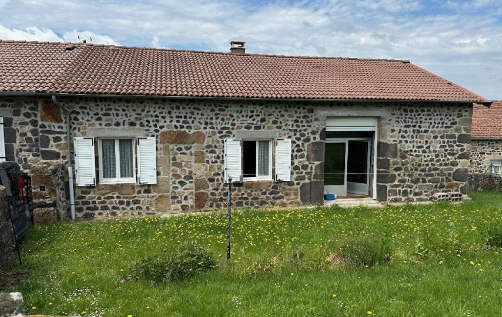  AGENCE IMMOBILIERE LANGONAISE House | SAINT-HAON (43340) | 97 m2 | 134 000 € 