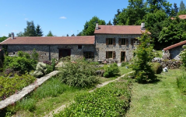 Maison   CHASTANIER  284 m2 295 000 € 